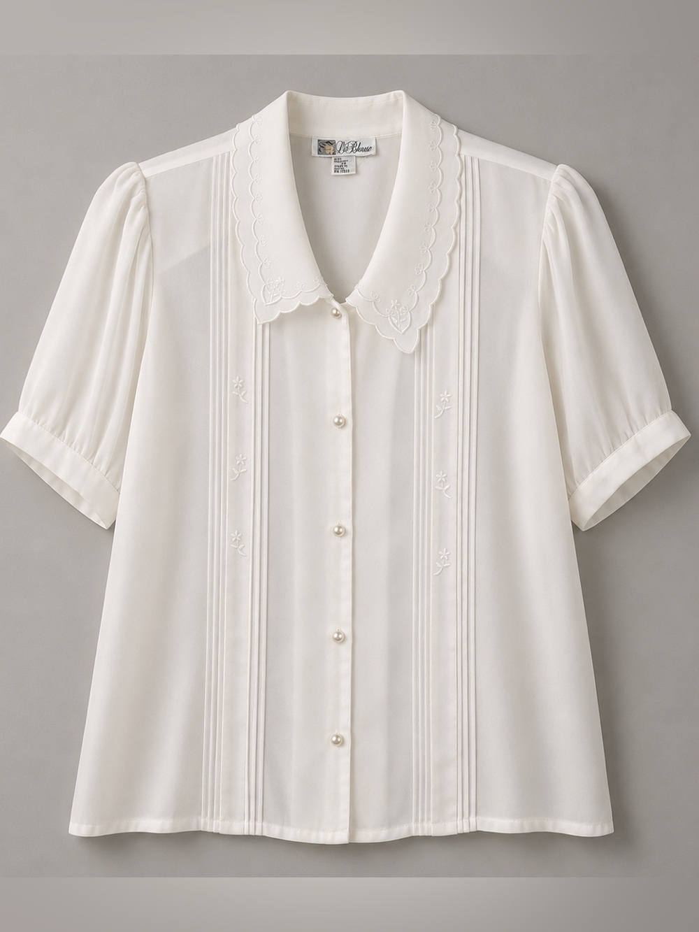 Vintage Ivory Embroidered Scallop Collar Pearl Button Blouse Size 14